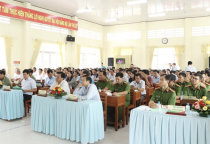 Bí thư Tỉnh uỷ dự Ngày hội toàn dân bảo vệ an ninh Tổ quốc tại xã Ba Sao